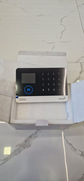 Nowy system alarmowy do domu mieszkania na działkę wifi gsm tuya PG103