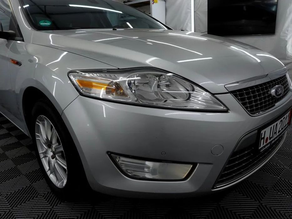 Ford Mondeo Bogata wersja z Navi DVD Zwykły silnik 2.0 Baaaardzo zadbany z Niemiec