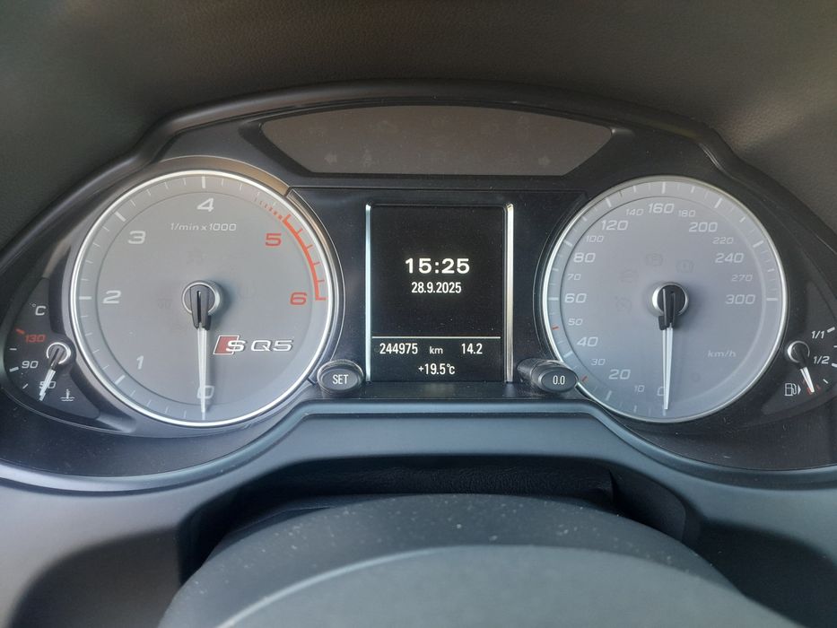 Продаю Audi SQ5 2015 г