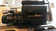 Oryginalna kamera Pentax PV-850E z kompletnym wyposażeniem.