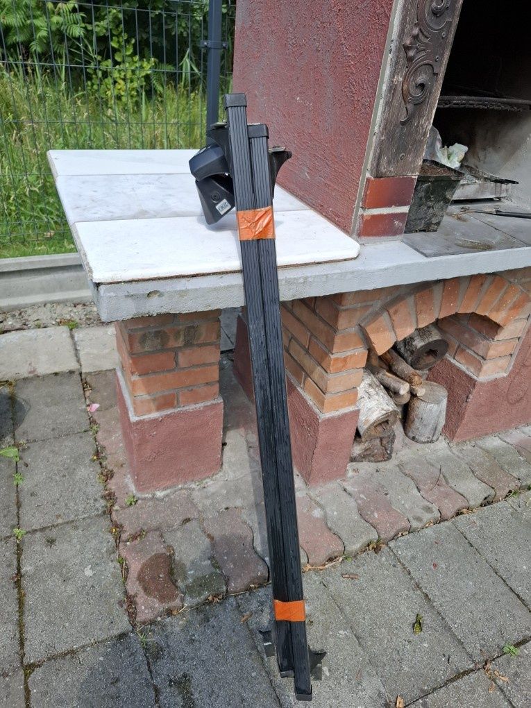 Relingi dachowe uniwersalne