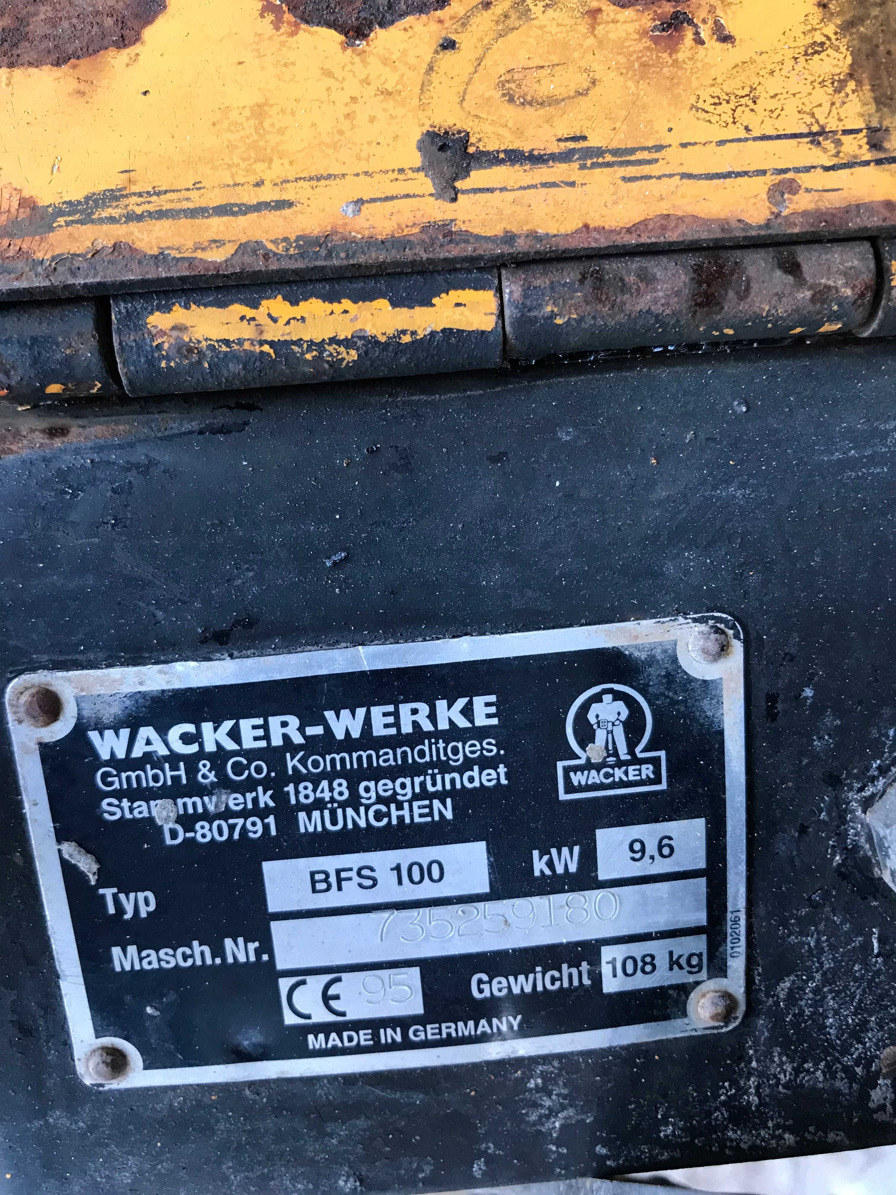 Przecinarka do nawierzchni z asfaltu, kamienia, betonu Wacker BFS-100