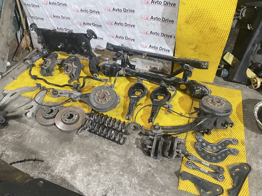 Подрамник Ford Focus MK3 2011-2018 год