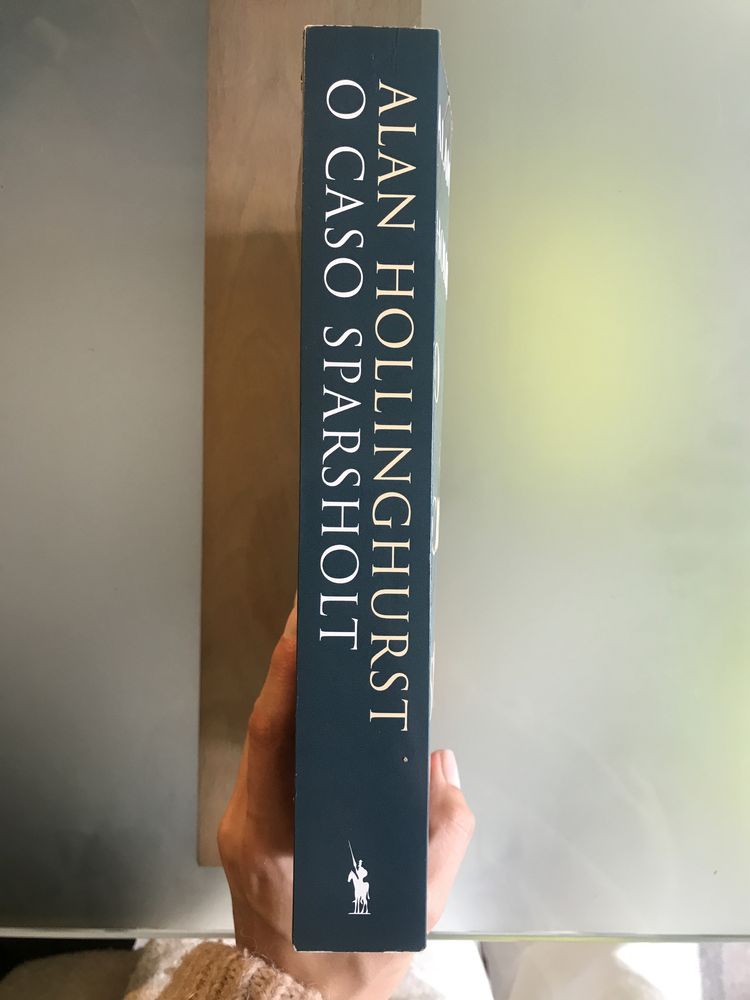 Livro “O caso Sparsholt” (preco bertrand 20.90€)