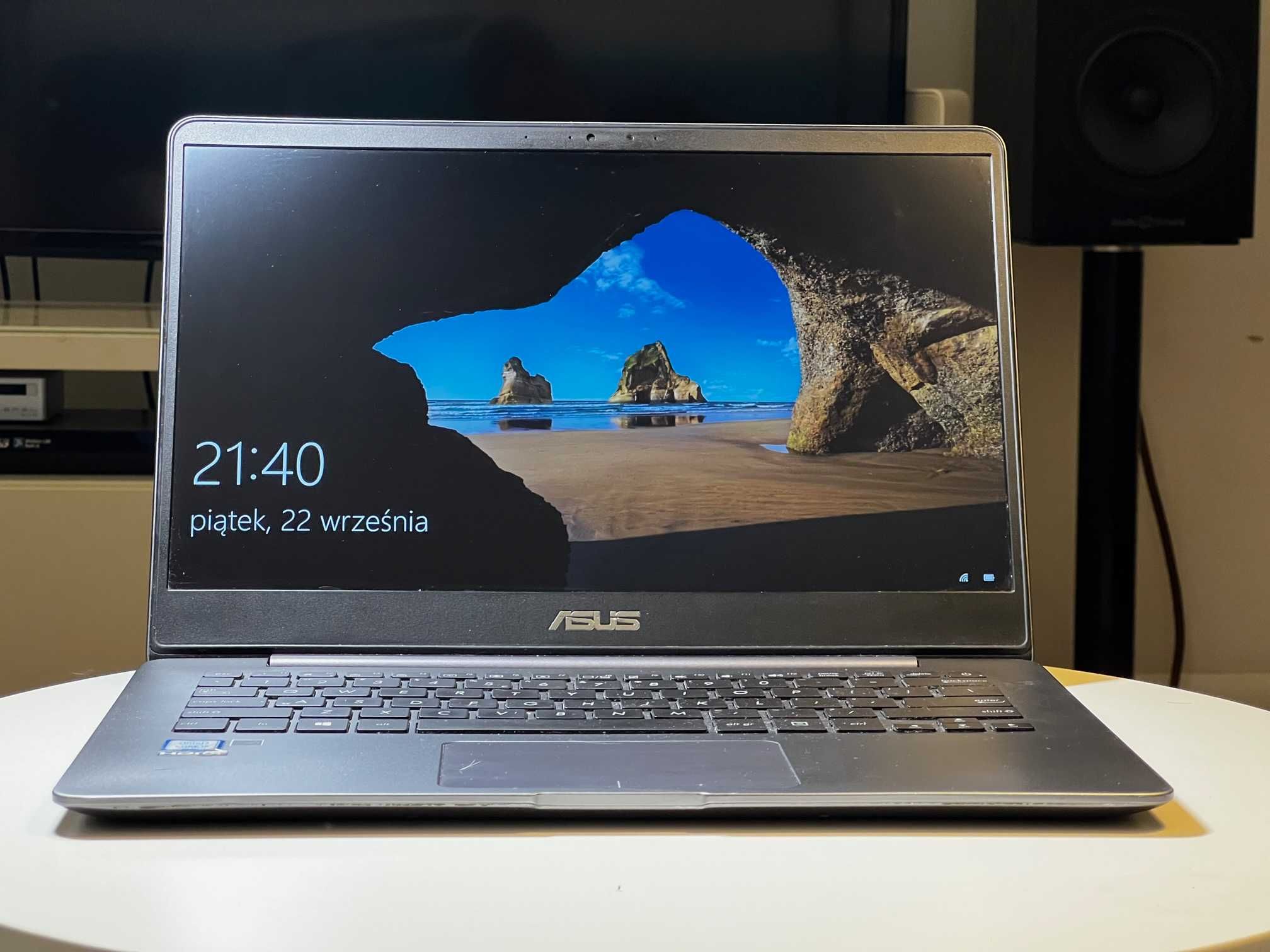 ASUS UX430UA Laptop 14"/i5-7200U/8GB RAM/512GB [NOWA BATERIA, WIFI 6E]