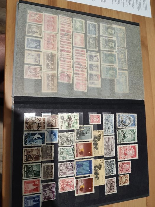 Stare polskie znaczki pocztowe z klaserem