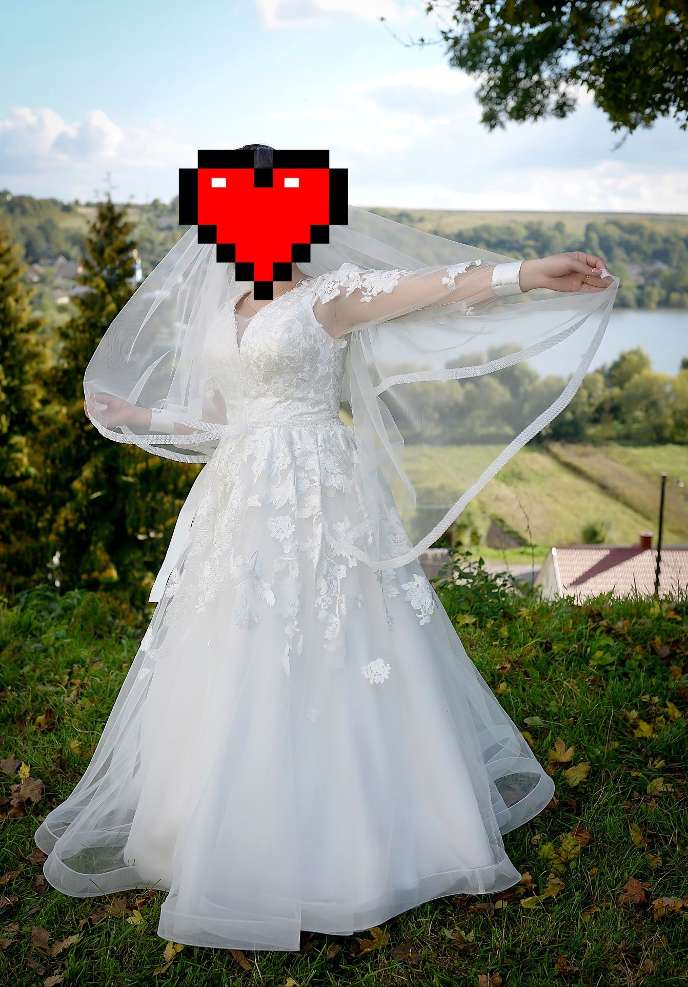 Весільна сукня 46 розмір