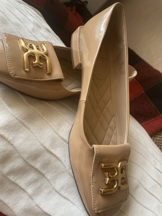 Туфлі жіночі бежевого кольору