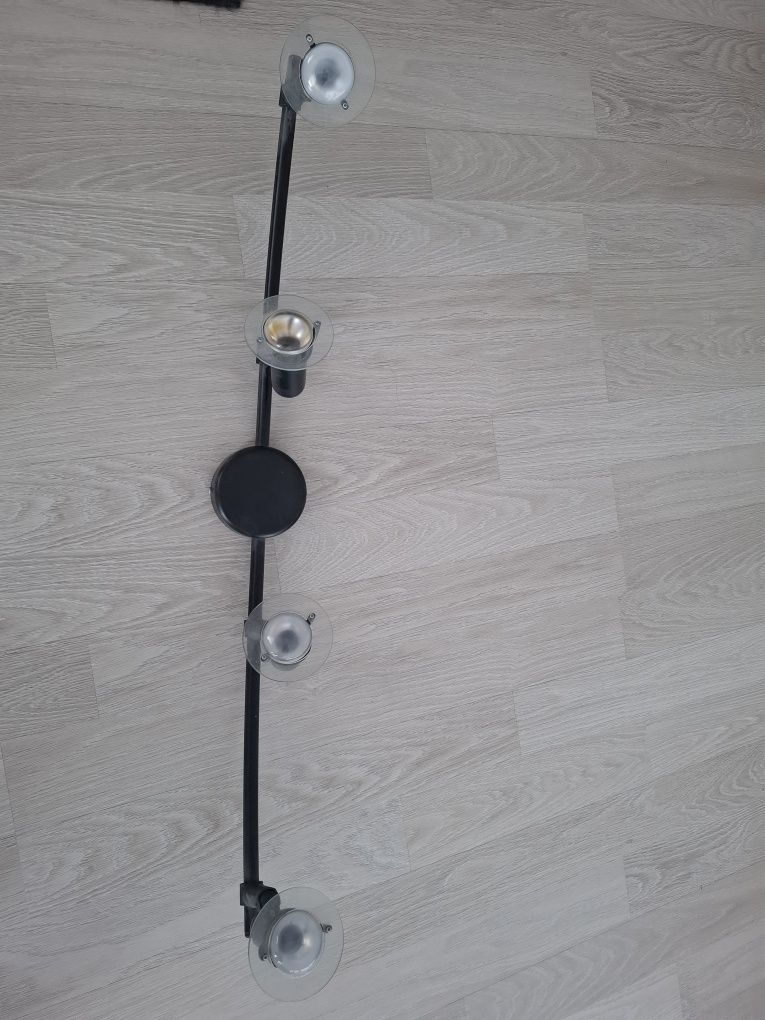 Lampa 4 punkty e14