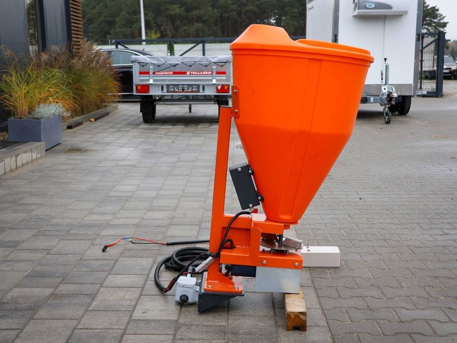 Solarka 100L do quada ATV posypywarka do samochodu