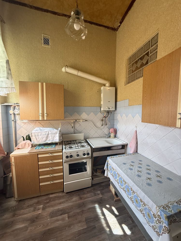 Продам 3 кімнатну квартиру рн центр міста