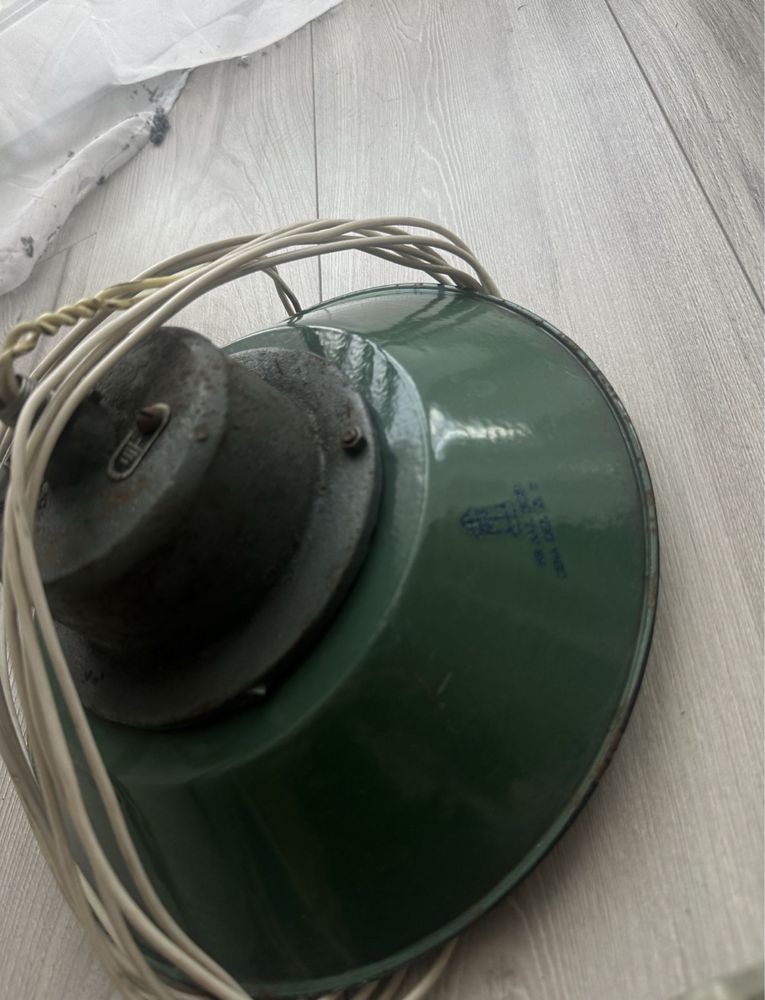 Zestaw starych lamp Emaliowanych z prlu