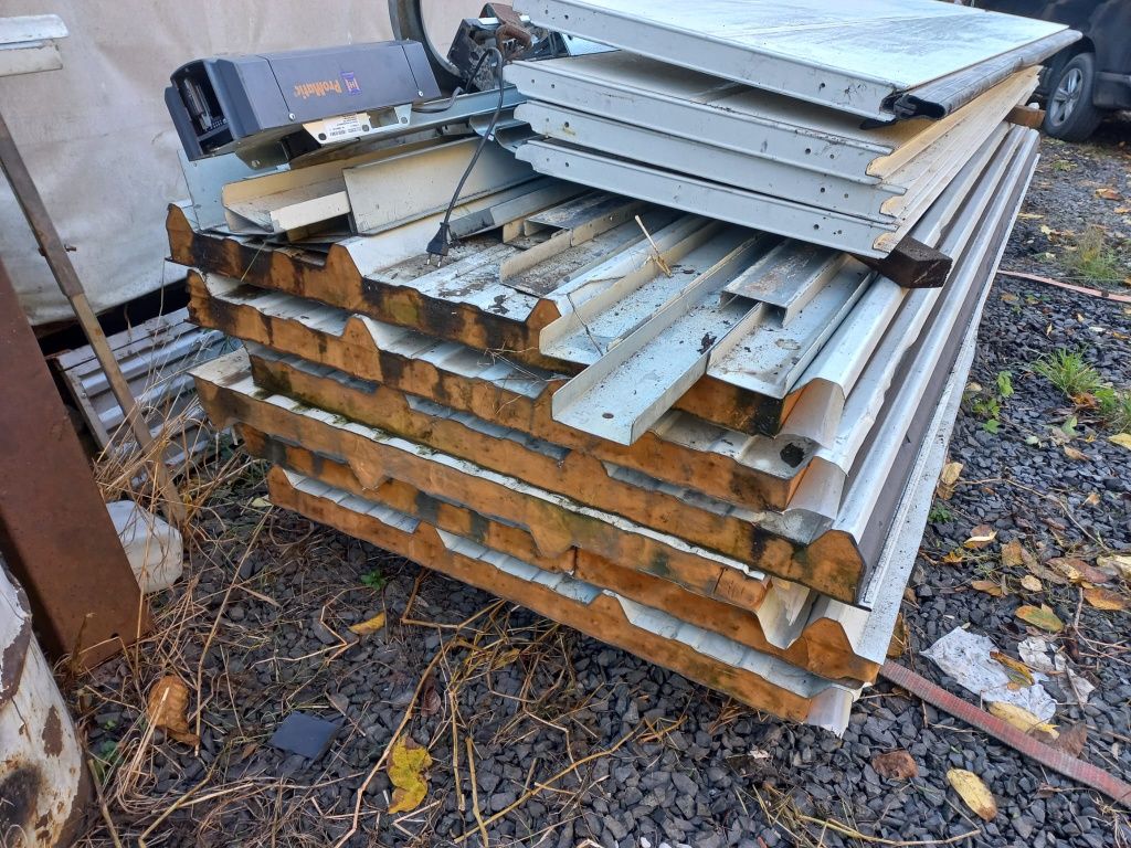 Garaż Ocieplony 3.3m x 6m + brama Hormann 2.54m