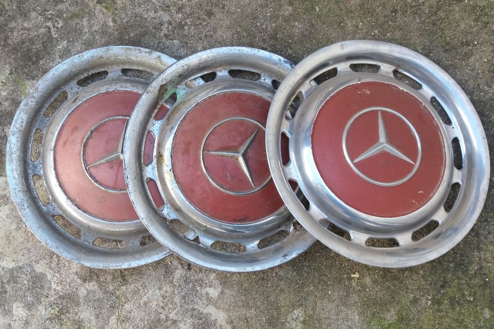 Mercedes W123, Mercedes W115 - Tampão