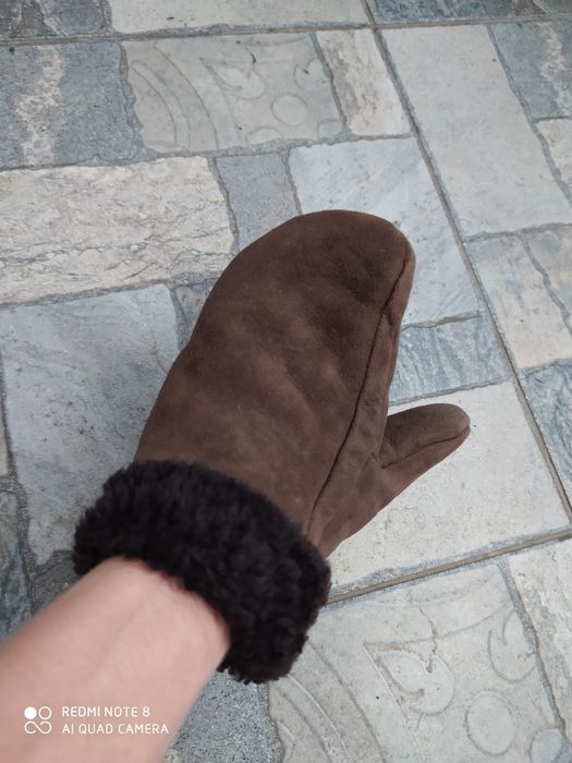 Піжами теплі жіночі.Рукавиці шкіряні на хутрі