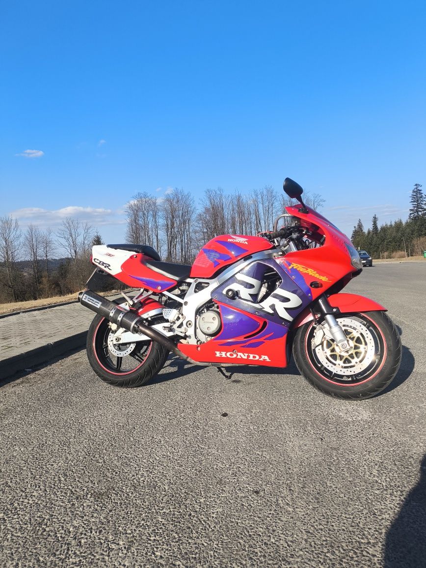 Honda CBR sc33 900Rr