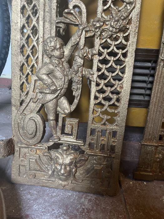 Drzwiczki żeliwne masywne ze starego pieca kaflowego