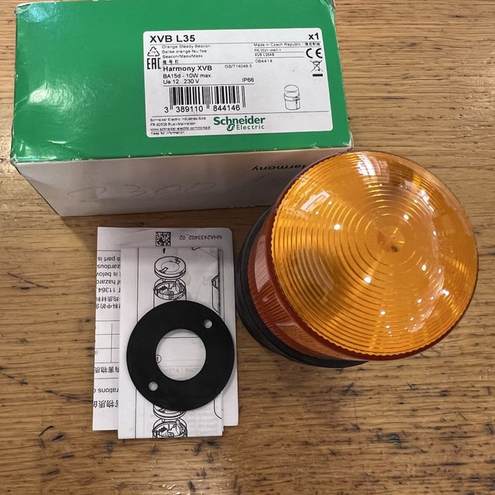 Lâmpada sinalização luz permanente Schneider XVB L35 - NOVO