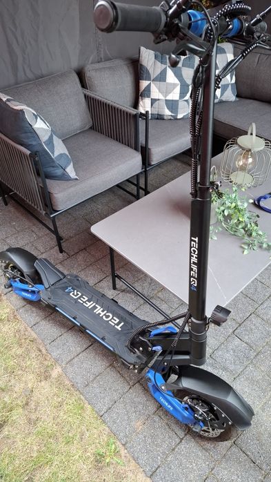 Techlife Q4,2×1350 W, gwarancja,NFC , pilot