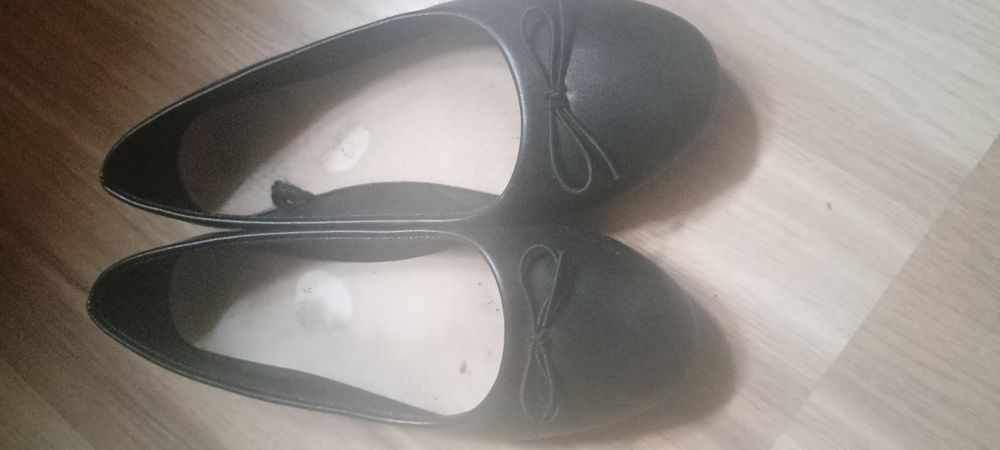 Czarne baleriny dziewczęce