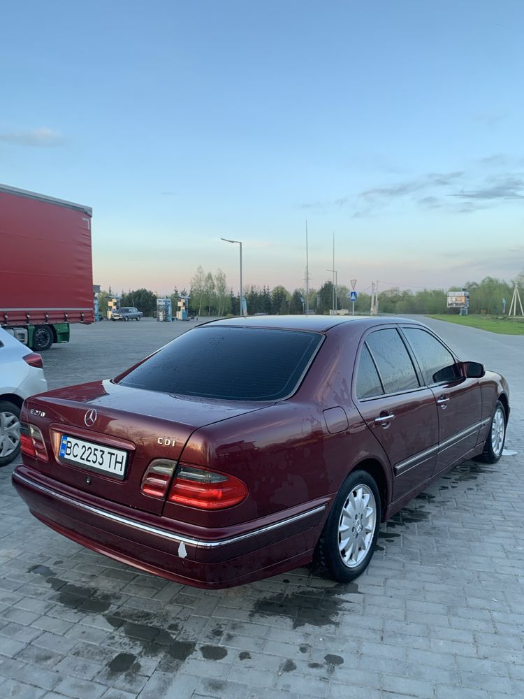 W210 e 270 автомат срочно