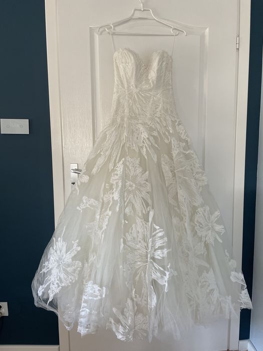 Suknia ślubna z kolejcji Agora