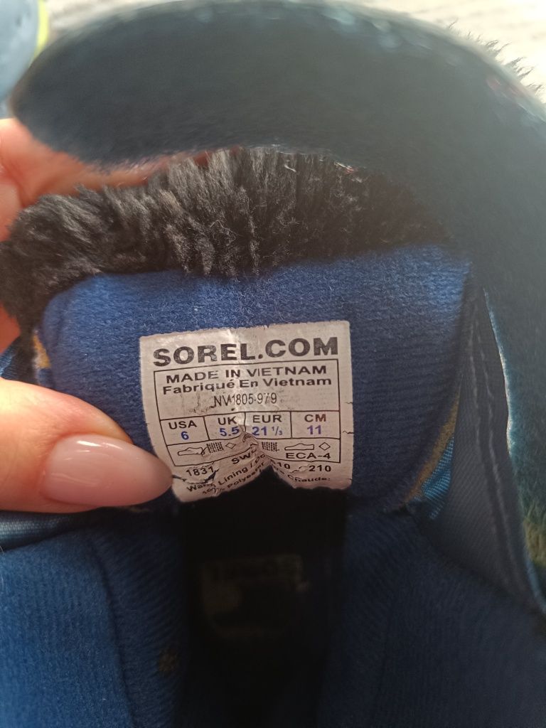 Buty Sorel 21.5  11 cm zimowe