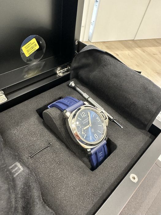 Panerai logo 5 anos garantia