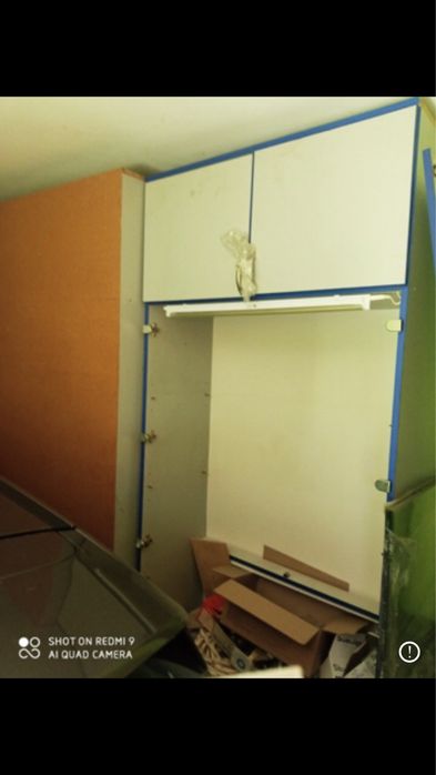 Продам меблі для аптек б/у