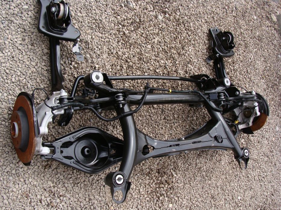 zawieszenie tylne kompletne volvo xc40 2wd !!!