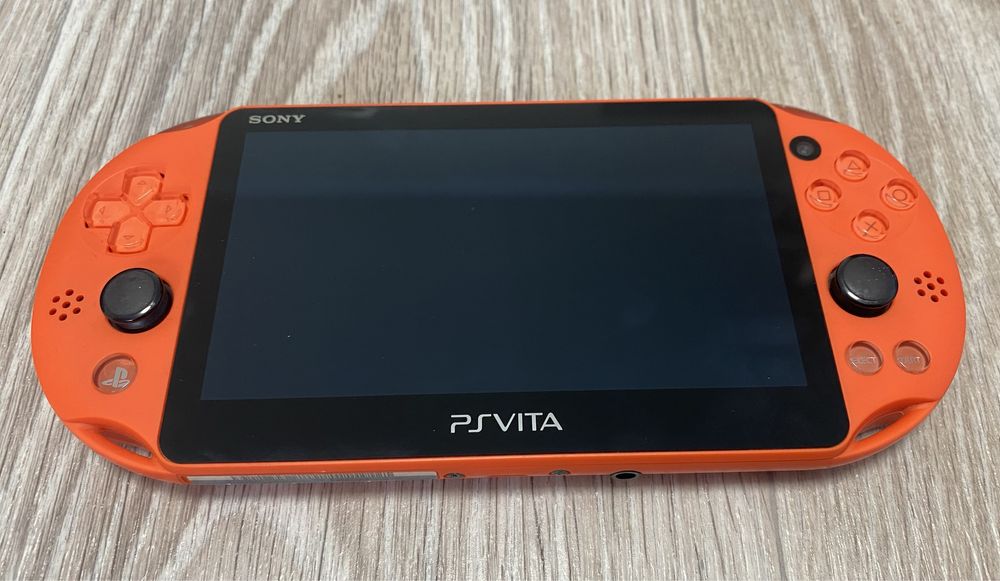 Портативна приставка Sony PS Vita Slim Orange
