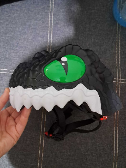 дитячий велошомлом Crazy Safety Black Dragon (49-55 см)