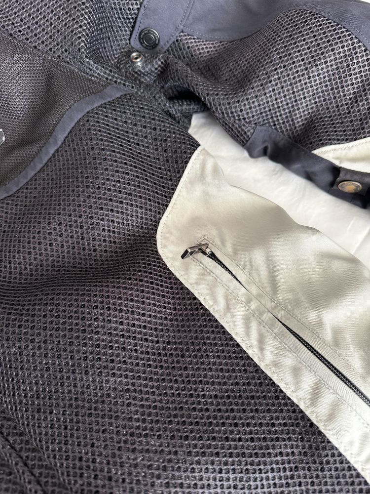 Casaco Dainese verão