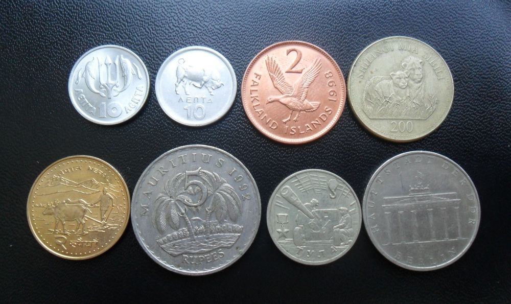 Коллекция монет и жетонов мира разные на выбор зарубежные