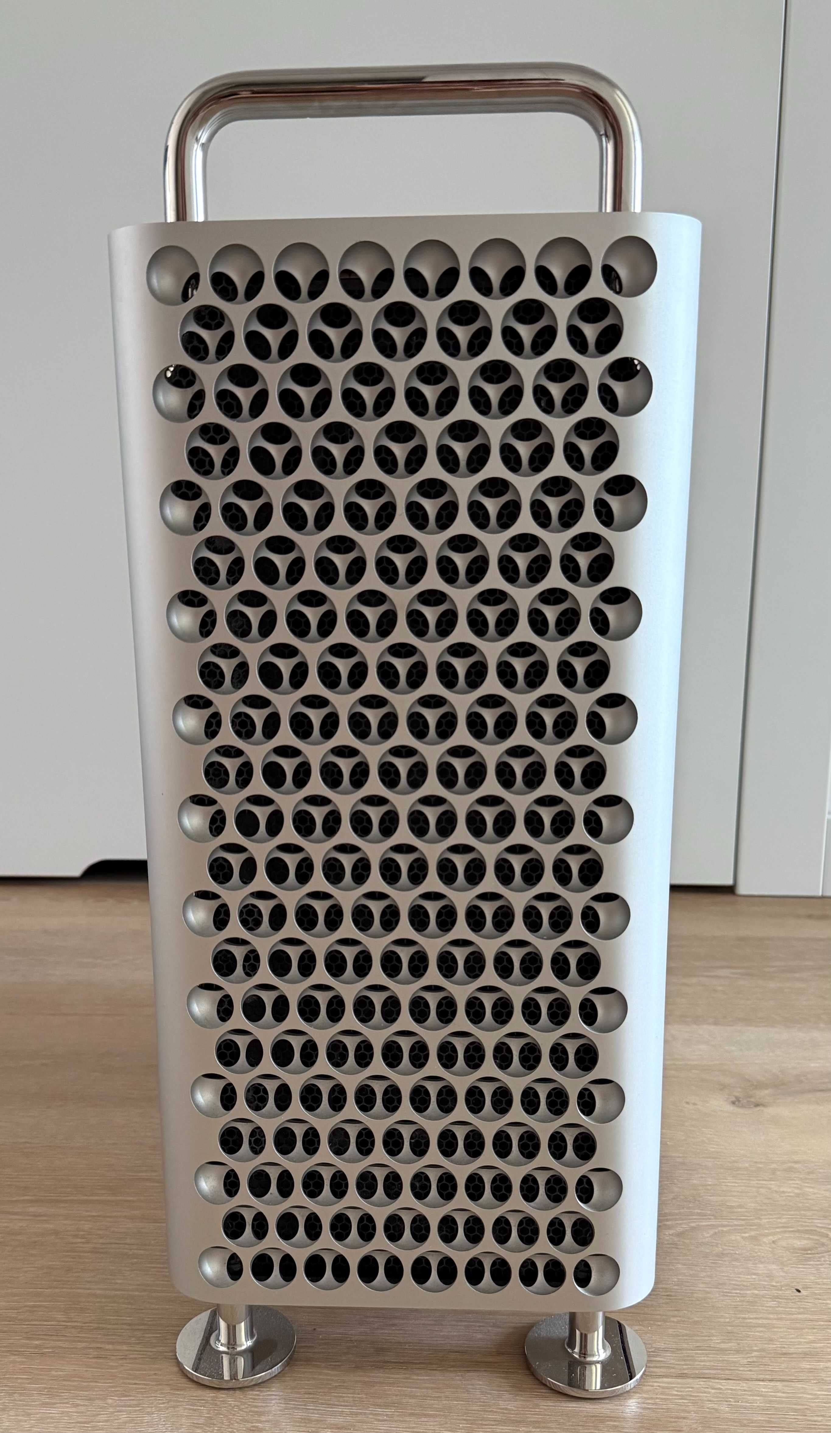 Mac Pro 2019 96GB RAM 6TB