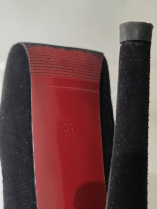 Замшеві ботфорди.