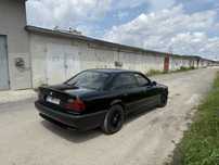 BMW 7 e38 Чорна газ бензин