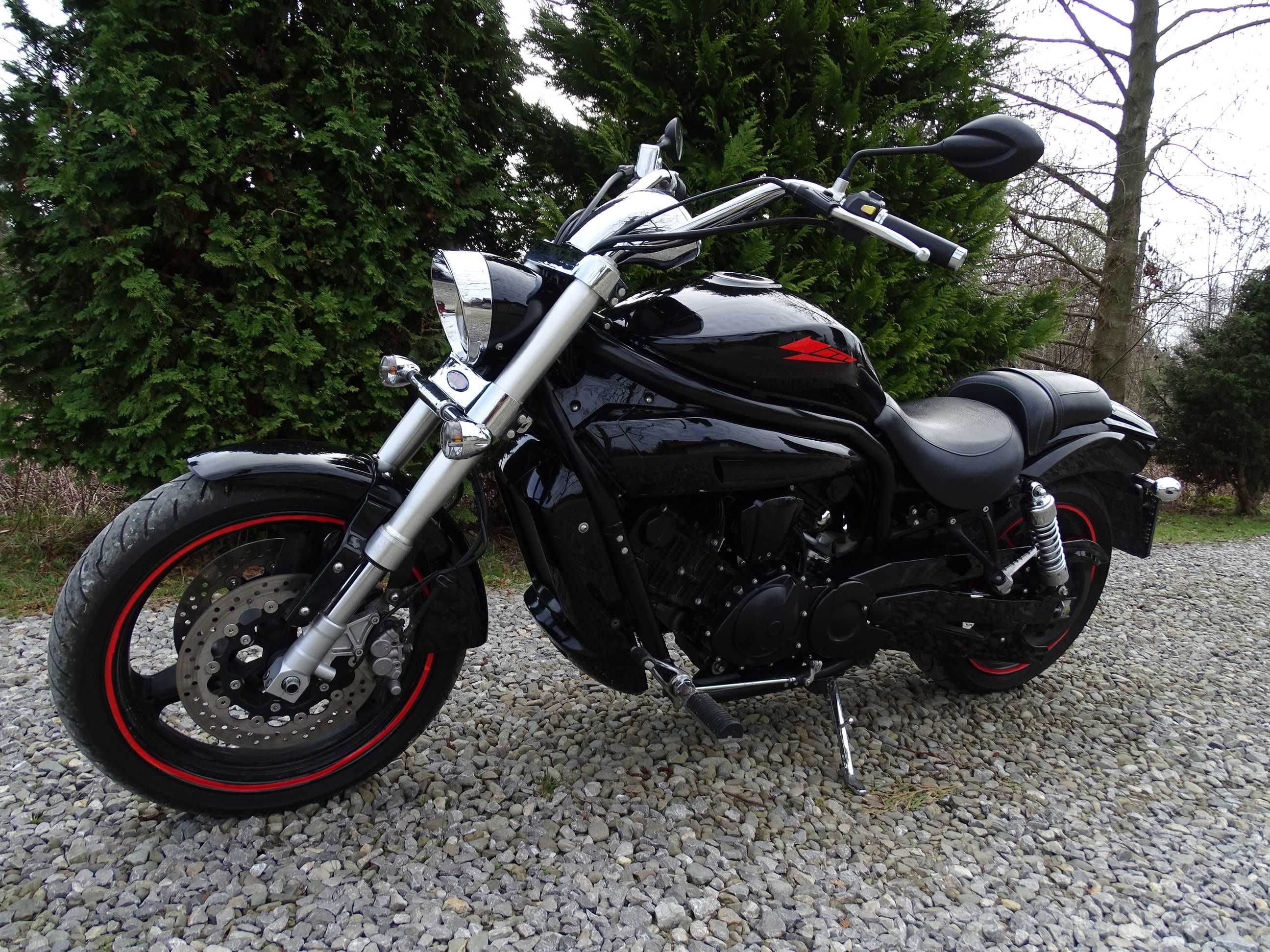 HYOSUNG GV 650 Aguila Pro