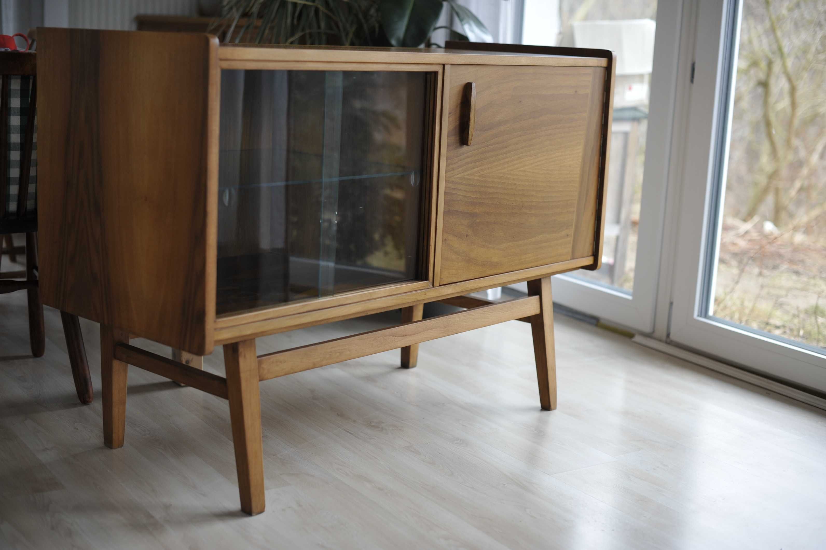 komoda PRL BILEA