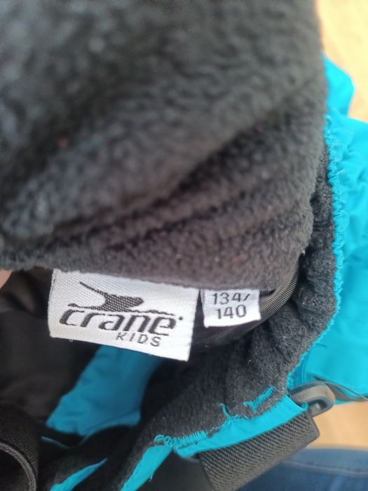 Spodnie narciarskie Crane jak nowe . Narty sanki ferie.Rozmiar 134/140