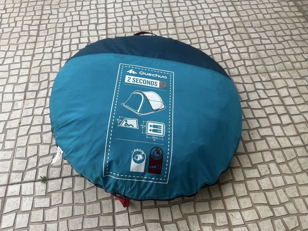 Tenda de campismo quechua 2 seconds para duas pessoas