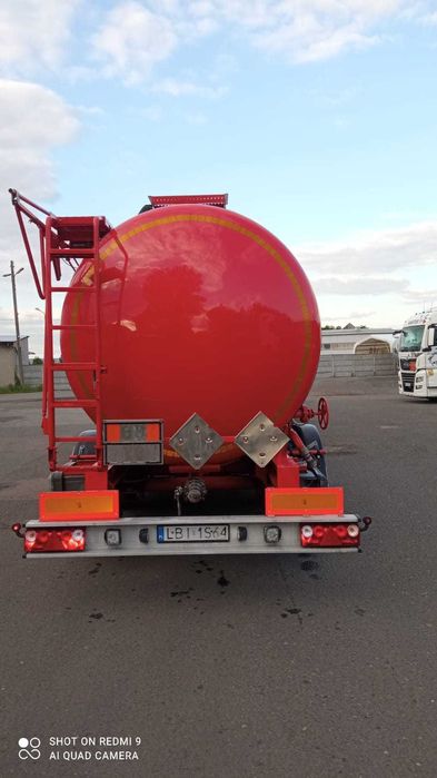 Cysterna chemiczna L4BH Kassbohrer 2007 30m3 1 komora