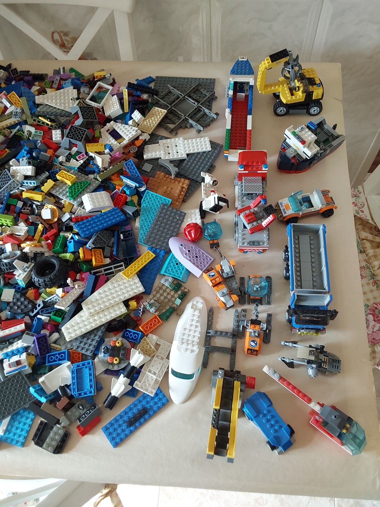 Grande lote de Legos