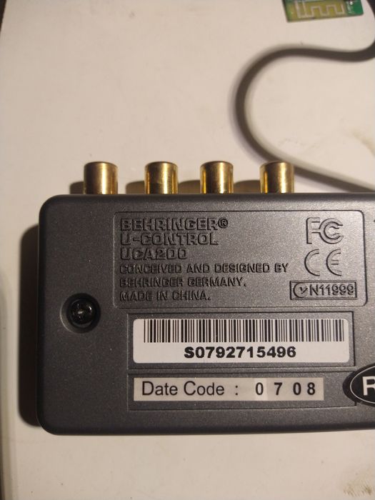 Звукова карта Behringer UCA 200 U-CONTROL

UCA200