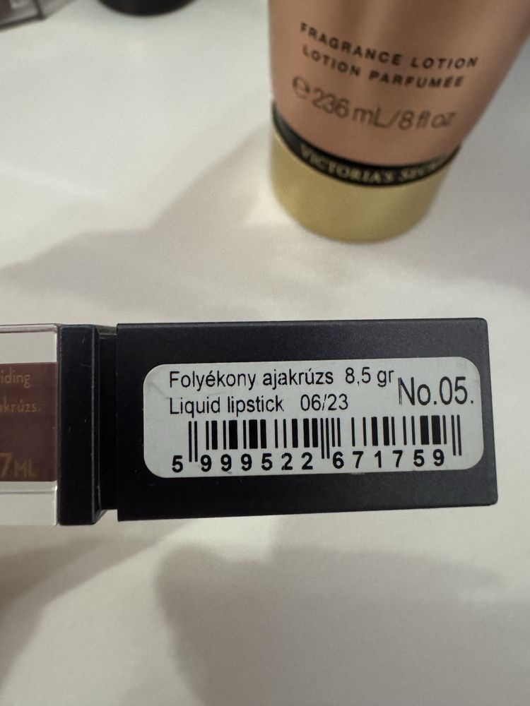 Рідка помада матова Aden Cosmetics Liquid Lipstick 05