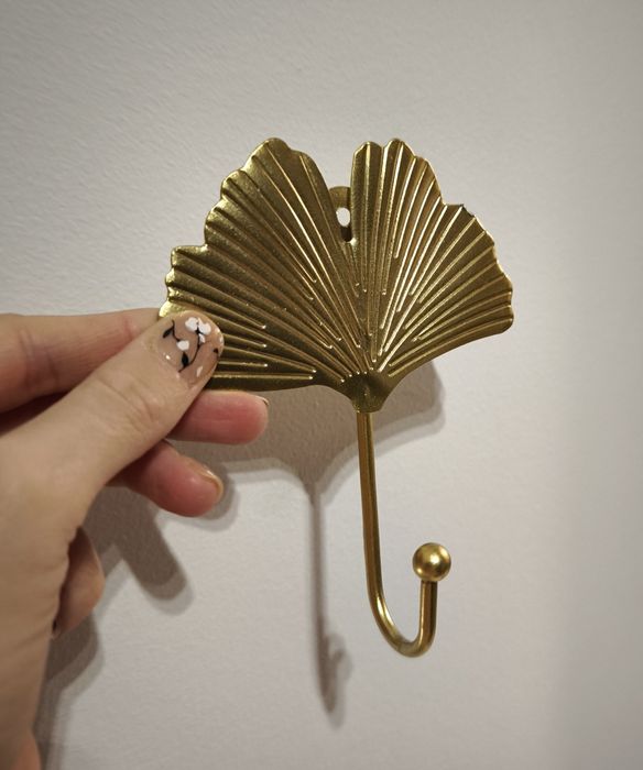 Złoty wieszak liść miłorzębu metalowy haczyk