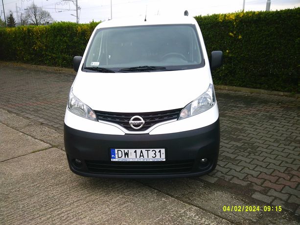 Nissan NV200 1,5 DCI Euro 5 , ciężarowy,2017rok , przebieg 90 000km.