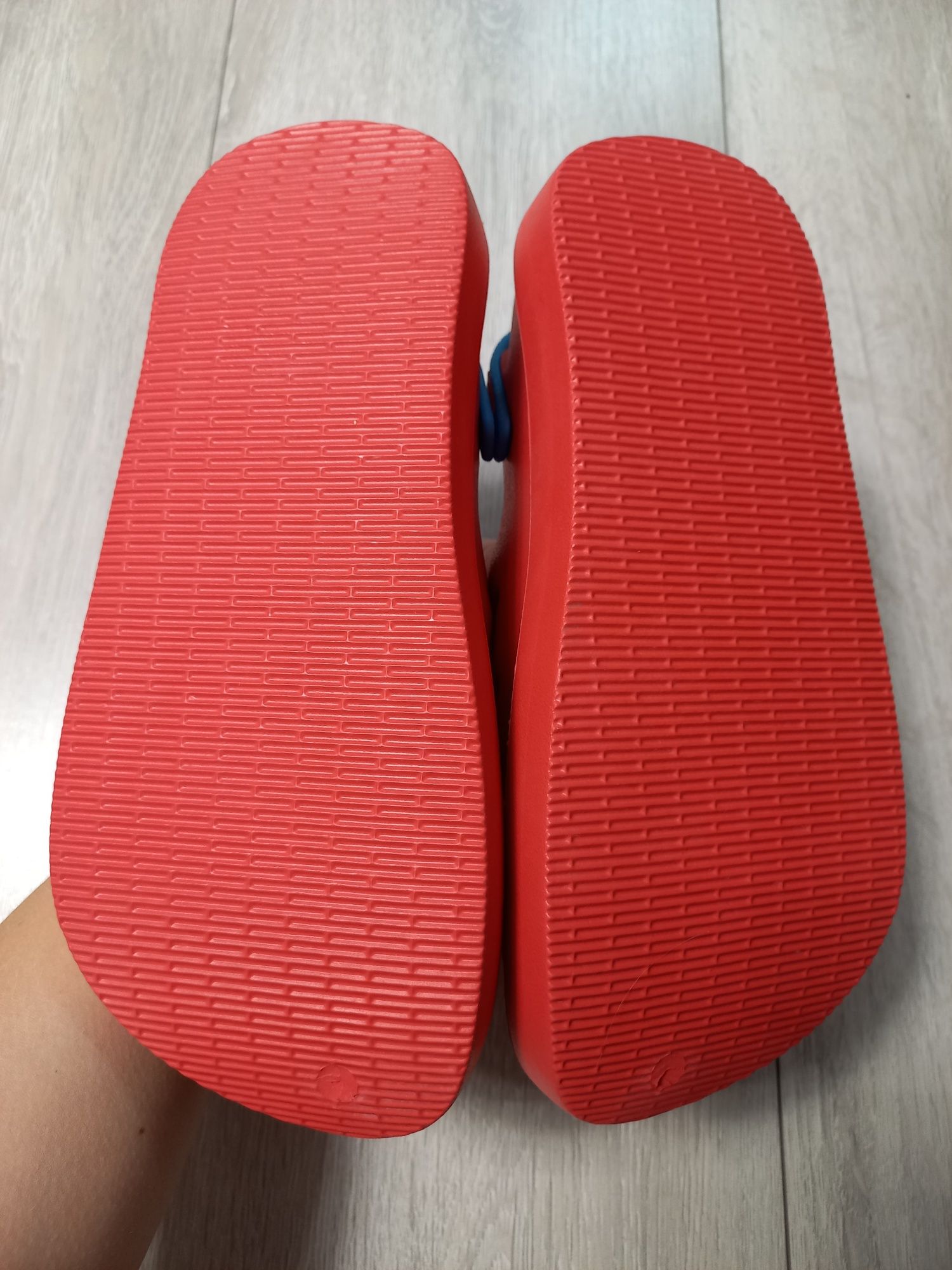 Дитячі крокси/шльопки havaianas