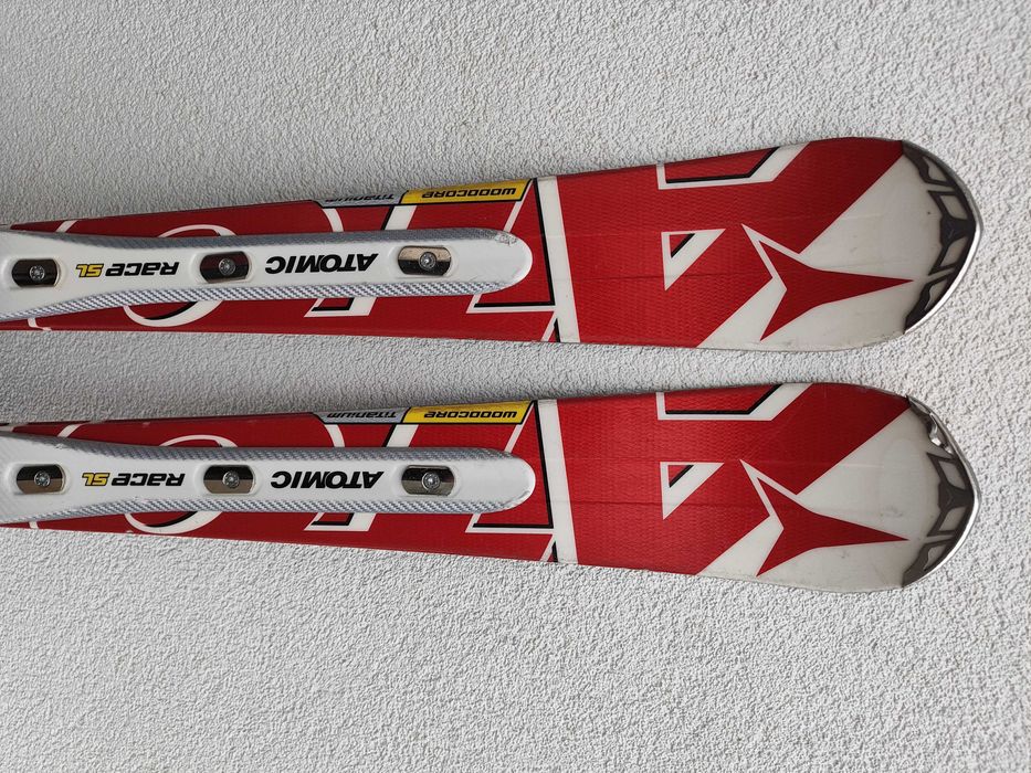 ATOMIC D2 RACE SL 165cm r11,5 sezon 2012