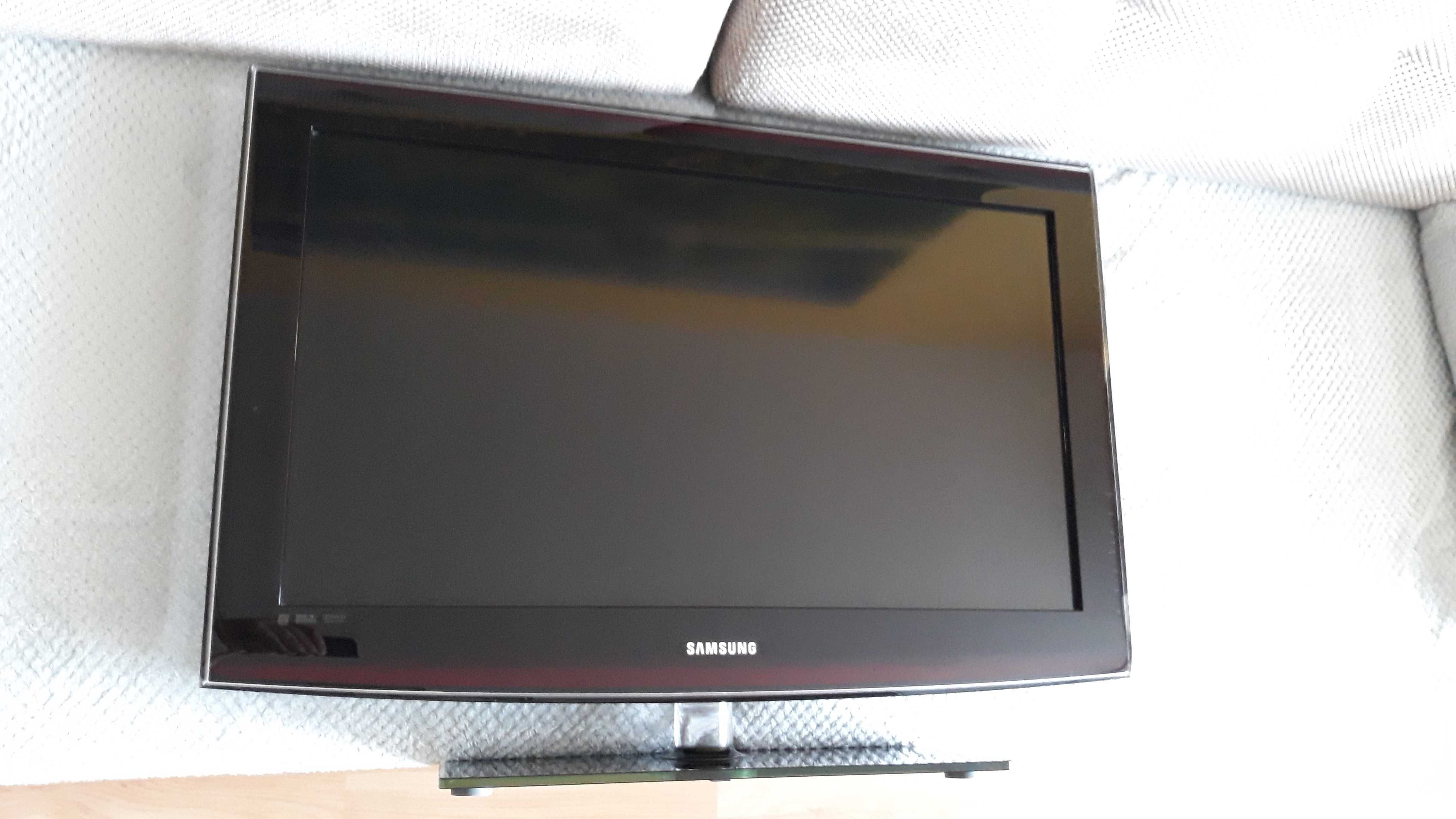 Telewizory Samsung LE32B551A6W | NA CZĘŚCI plus pilot